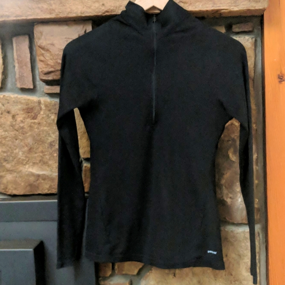 Patagonia Capilene 2 cool lightweight zip top